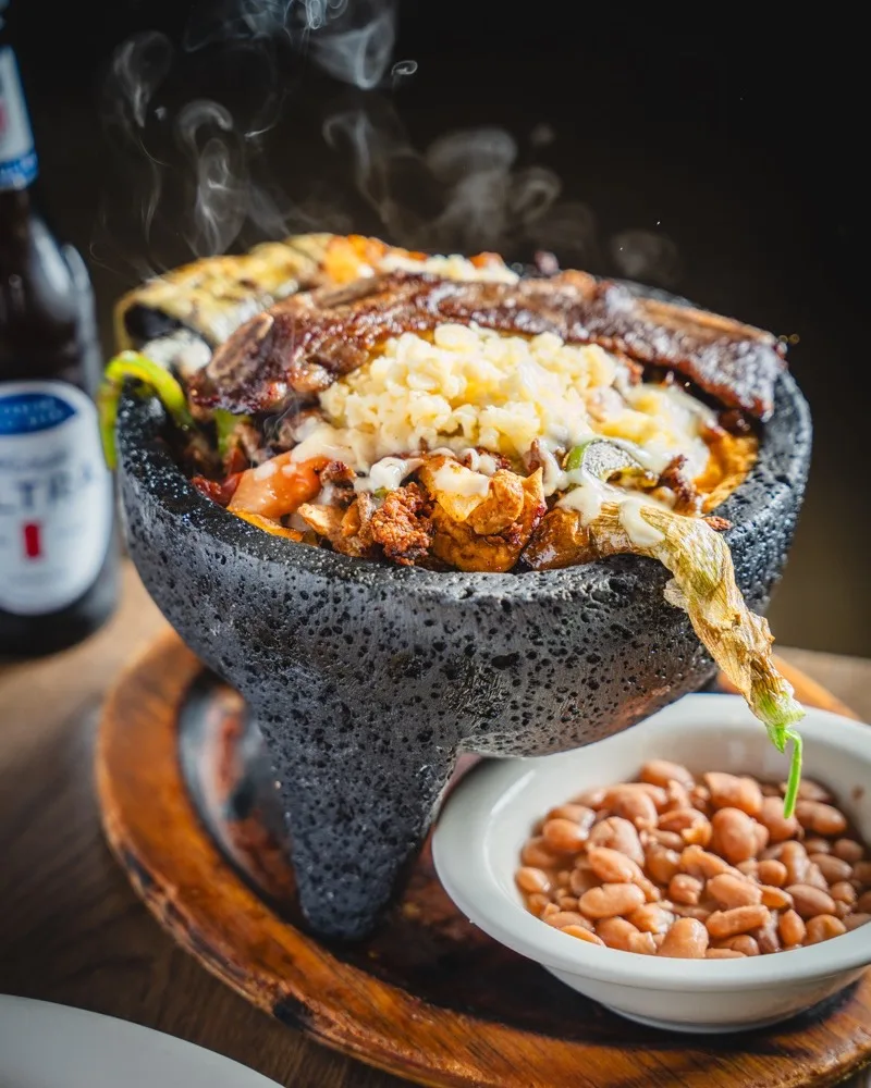 Molcajete especial