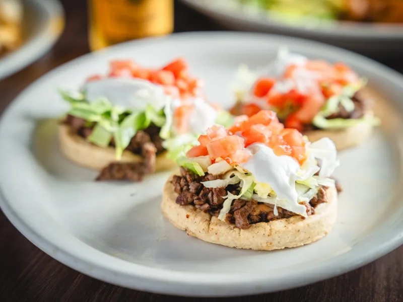 Sopes at El Metate Dunlap